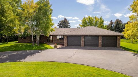 Photo of 714 Meadow Ln Ave, Cody, WY 82414 (MLS # 10031721)