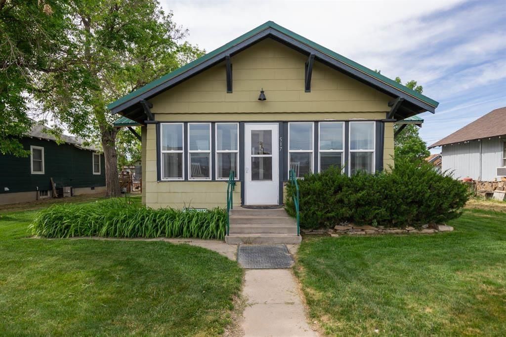 Photo of 517 2nd Ave S AVE, Greybull, WY 82426 (MLS # 10032423)