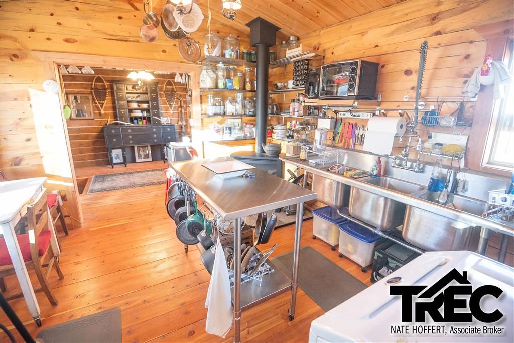 Photo of 11 Battlefield Tr, Clark, WY 82435 (MLS # 10031799)