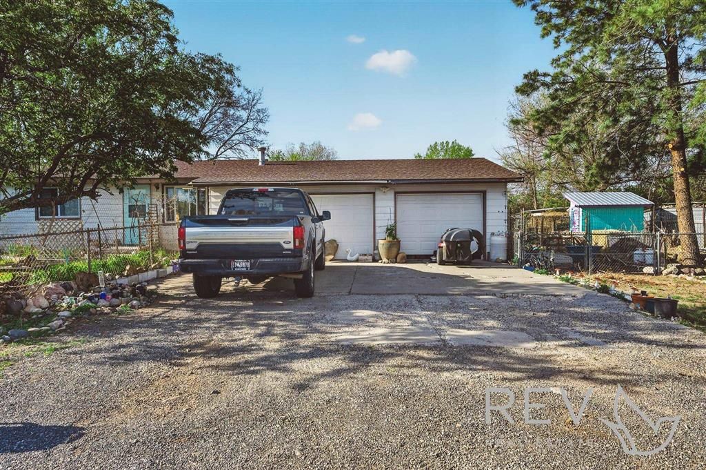 Photo of 2525 Ina Ave, Cody, WY 82414 (MLS # 10032385)