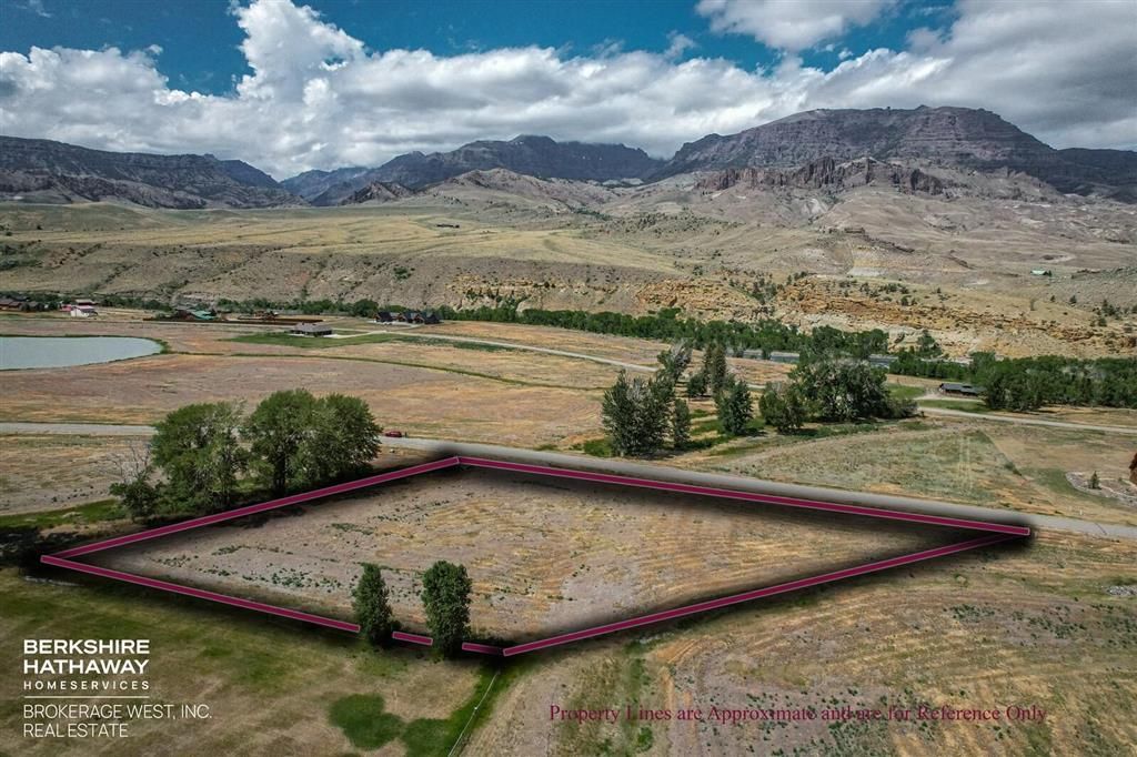 Photo of 48 Big Creek Dr #12, Cody, WY 82414 (MLS # 10031451)