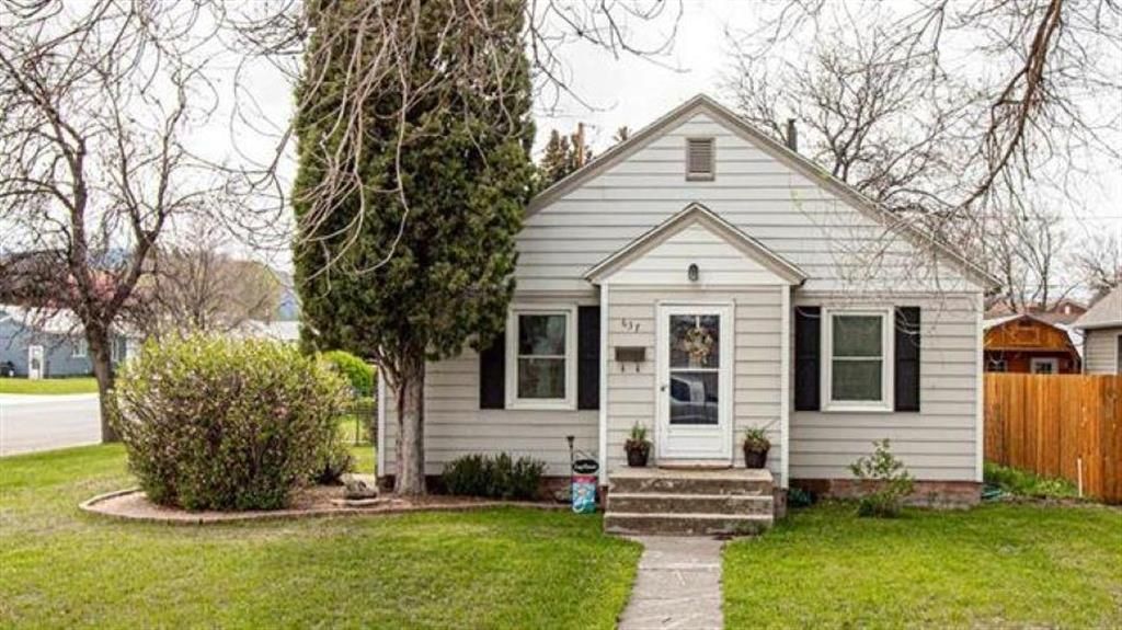 Photo of 637 19th St, Cody, WY 82414 (MLS # 10032145)