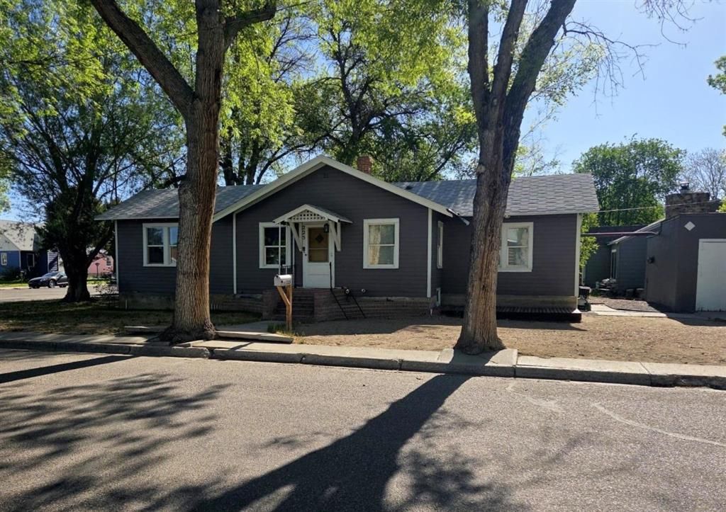 Photo of 225 N 13th St, Worland, WY 82401 (MLS # 10032364)
