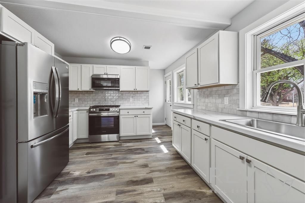 Photo of 1719 Bleistein Ave, Cody, WY 82414 (MLS # 10031230)