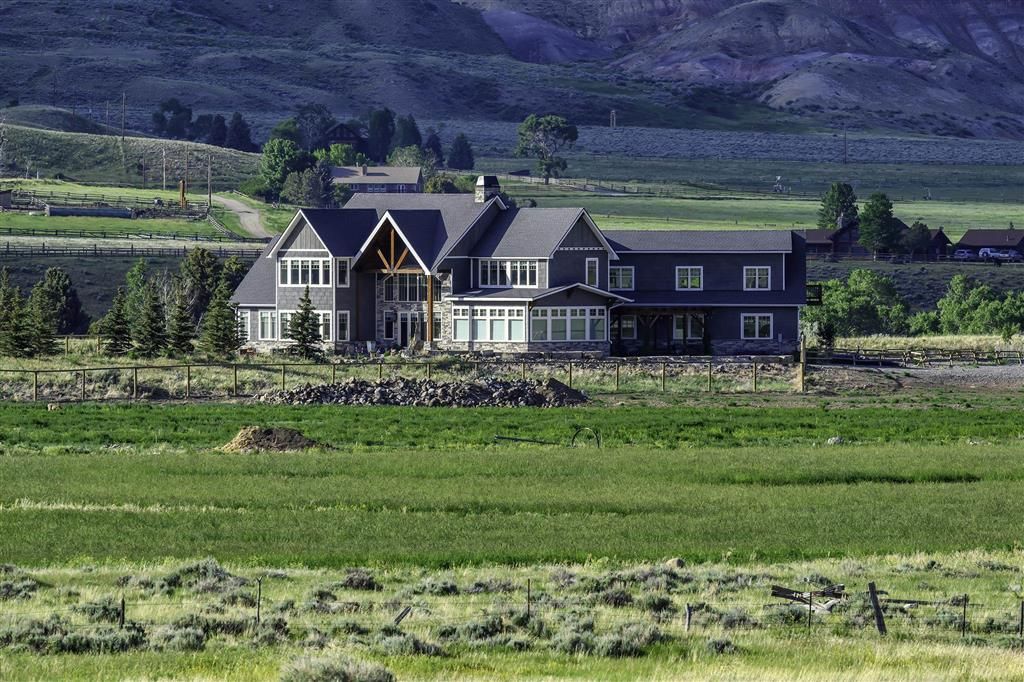 Photo of 6 Whitney Dr, Cody, WY 82414 (MLS # 10032057)