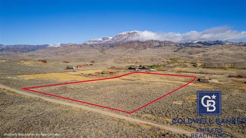 Photo of tbd Wapiti Estates Dr S #Lot 2, Wapiti, WY 82450 (MLS # 10031749)