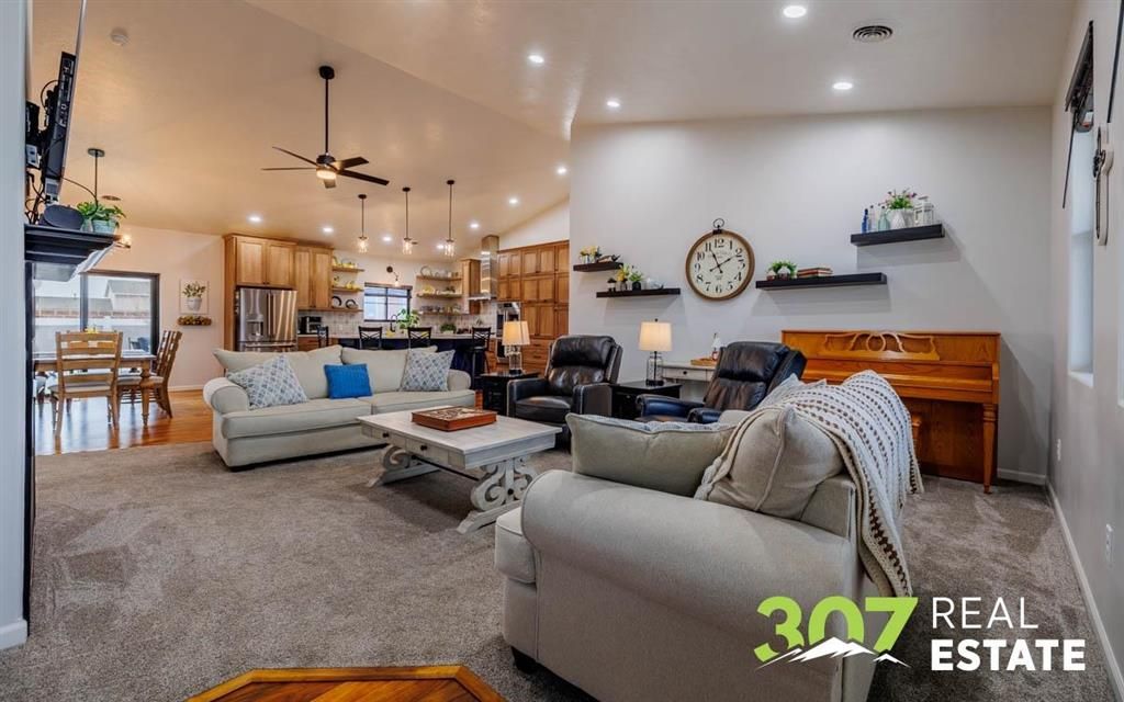 Photo of 1090 Morning Glory Ln, Powell, WY 82435 (MLS # 10032141)