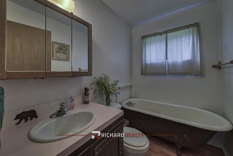Tiny photo for 71 Painter Rd, Cody, WY 82414 (MLS # 10031571)