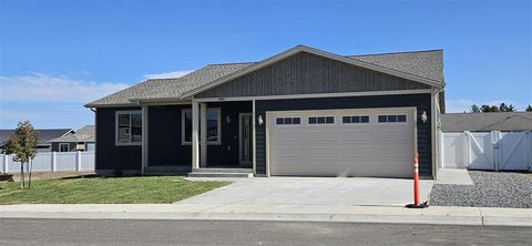 Photo of 2807 Skyview Ln #Lot 17, Cody, WY 82414 (MLS # 10031348)