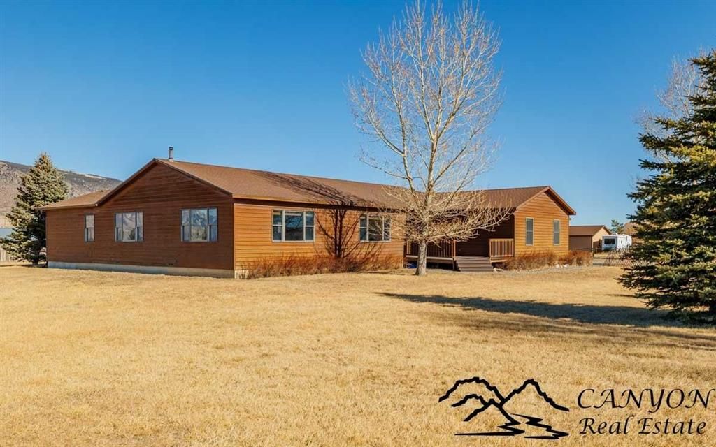 Photo of 5 Panorama Ln, Cody, WY 82414 (MLS # 10032144)