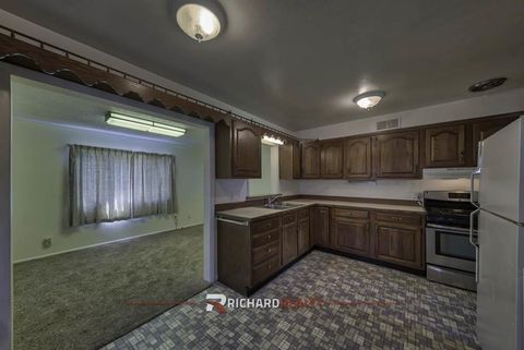 Tiny photo for 705 S 6th St, Basin, WY 82410 (MLS # 10031595)
