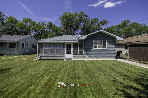 Tiny photo for 705 S 6th St, Basin, WY 82410 (MLS # 10031595)