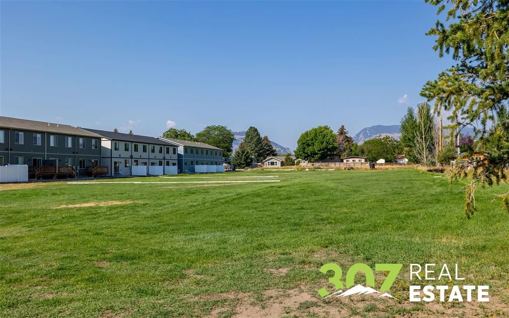 Photo of 1405 29th St, Cody, WY 82414 (MLS # 10031653)
