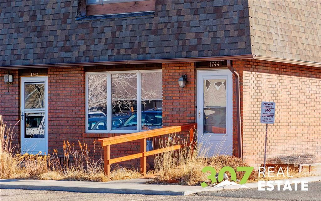 Photo of 1744 26th St, Cody, WY 82414 (MLS # 10031956)