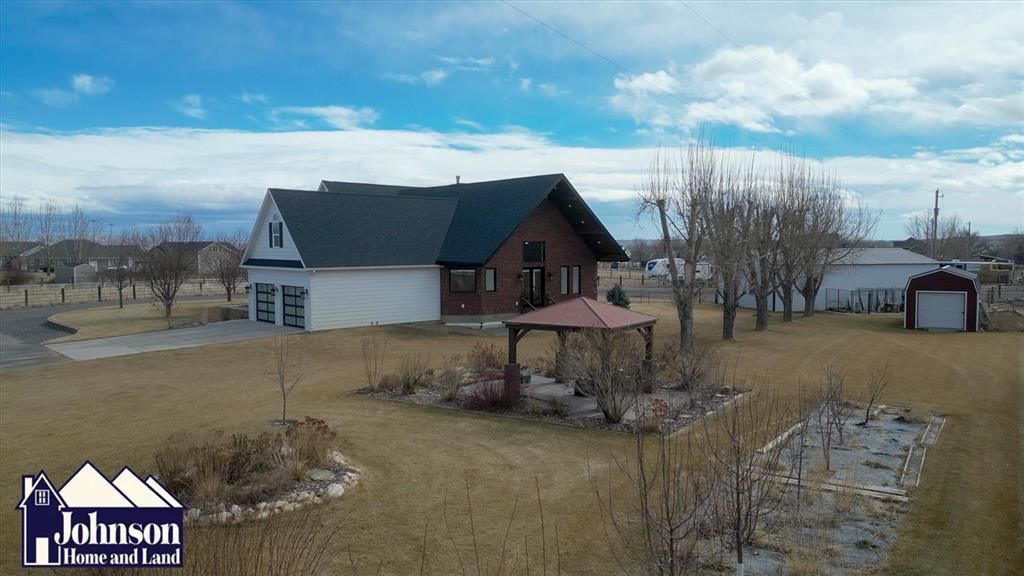 Photo of 450 S Division St, Cowley, WY 82420 (MLS # 10032165)