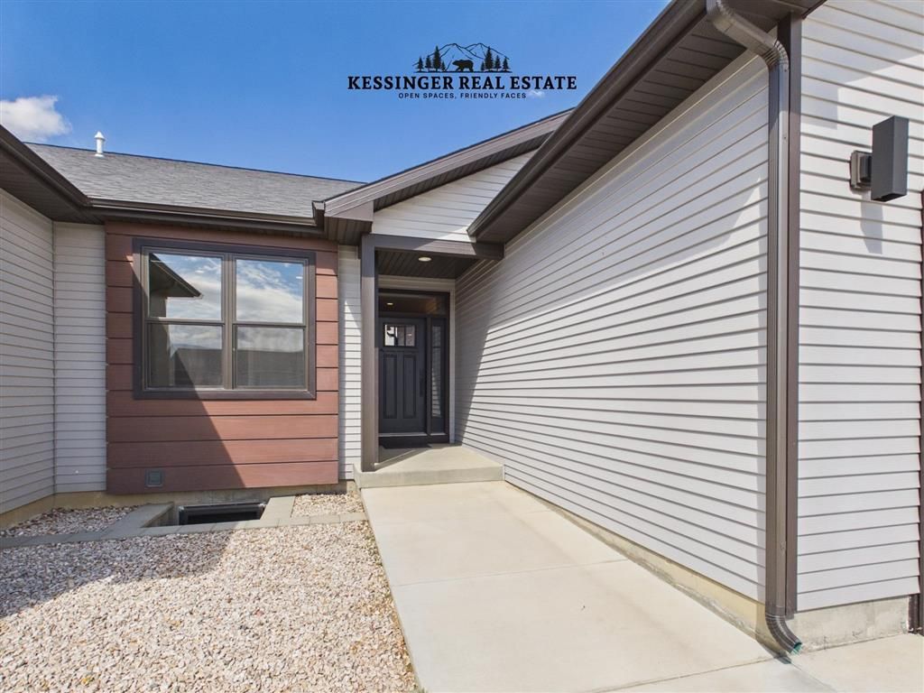 Photo of 510 Oakwood Dr, Powell, WY 82435 (MLS # 10032344)