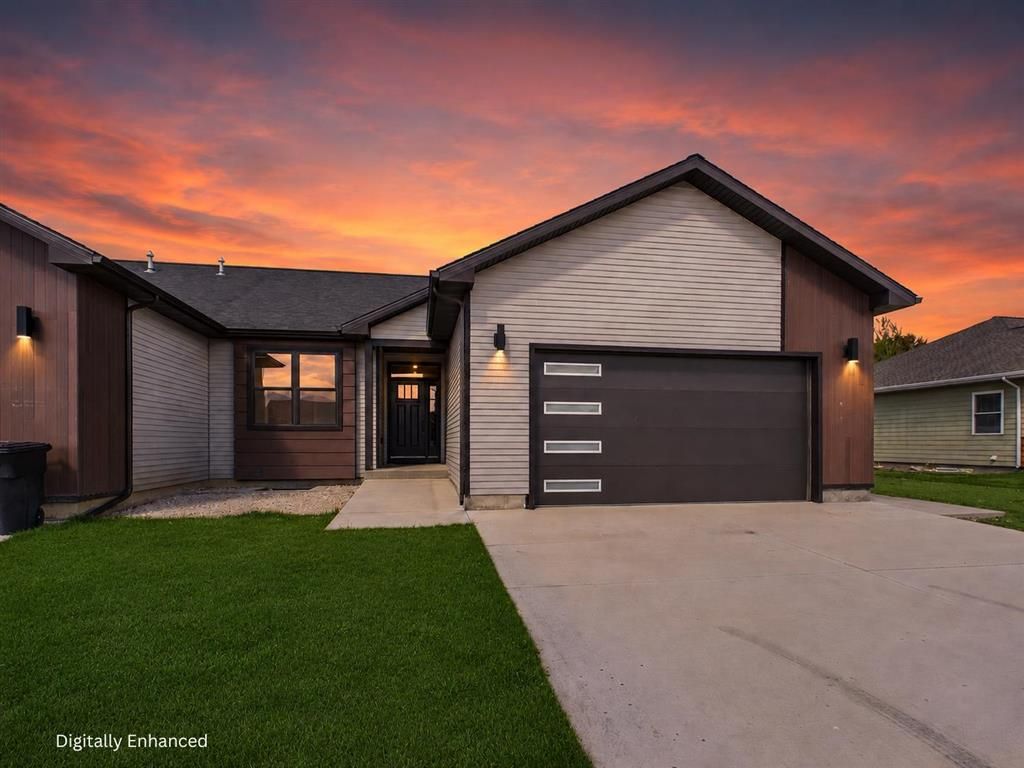 Photo of 510 Oakwood Dr, Powell, WY 82435 (MLS # 10032344)
