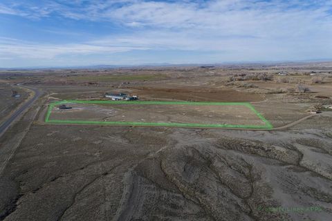 Tiny photo for 3380 Faye St, Greybull, WY 82426 (MLS # 10031868)