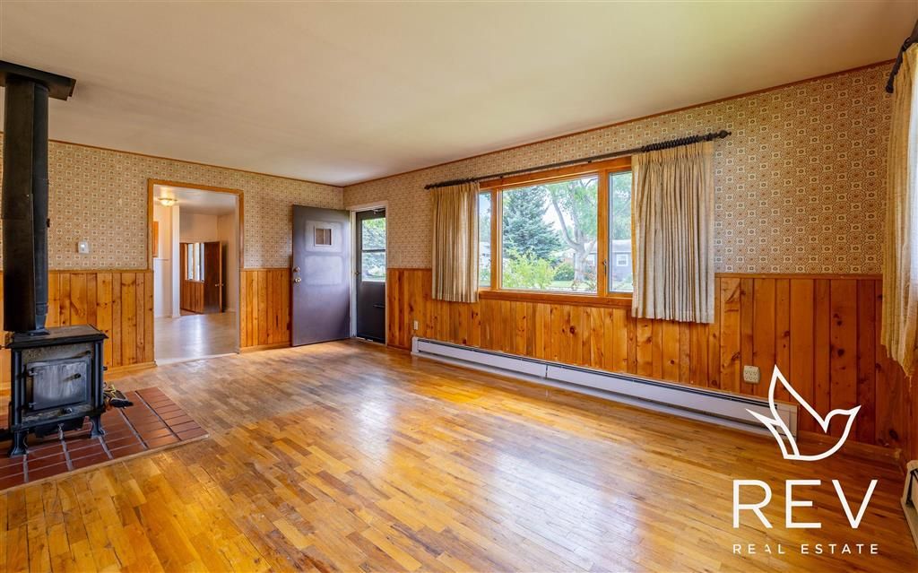 Photo of 1219 Alpine Ave, Cody, WY 82414 (MLS # 10031515)