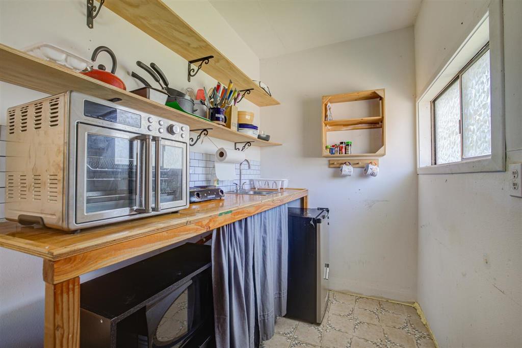 Cody, Wyoming 82414, United States, 3 Bedrooms Bedrooms, ,2 BathroomsBathrooms,Residential,Pending,45107