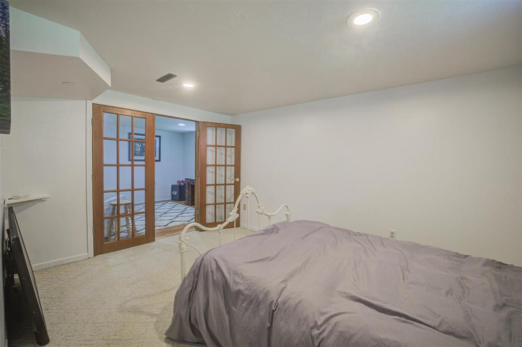 Cody, Wyoming 82414, United States, 3 Bedrooms Bedrooms, ,2 BathroomsBathrooms,Residential,Pending,45107