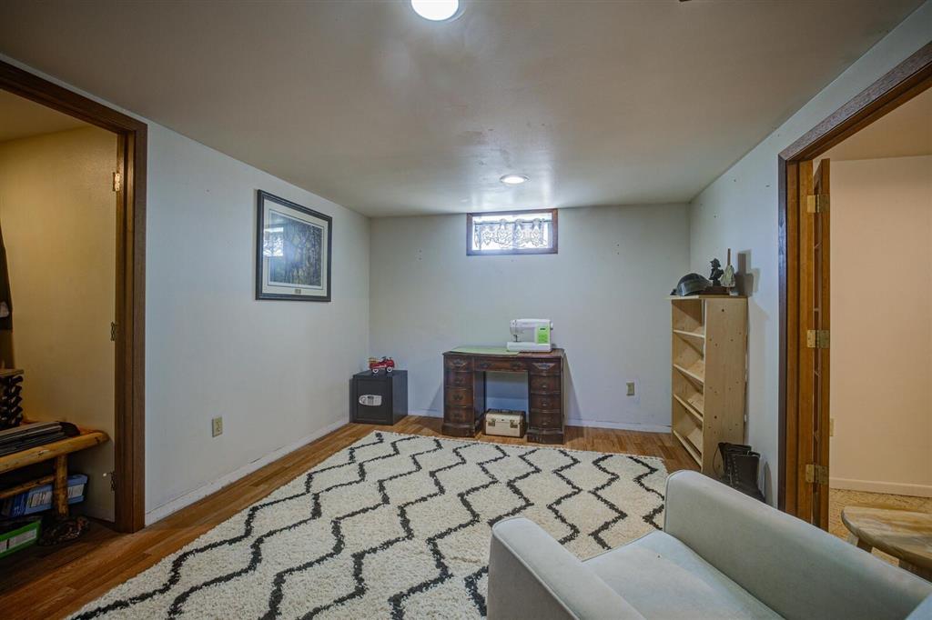 Cody, Wyoming 82414, United States, 3 Bedrooms Bedrooms, ,2 BathroomsBathrooms,Residential,Pending,45107