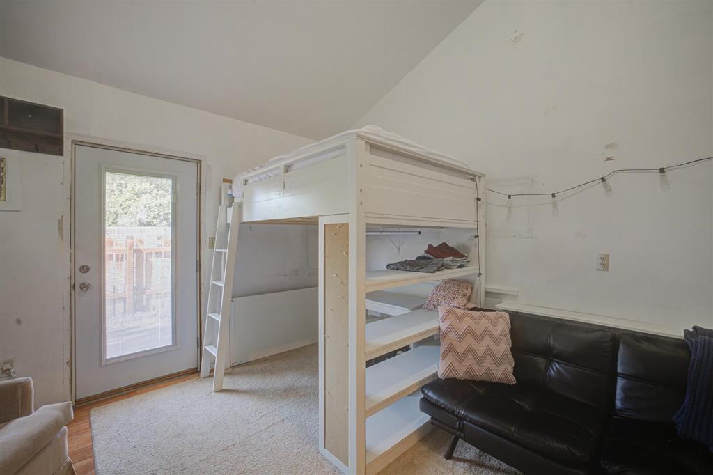 Cody, Wyoming 82414, United States, 3 Bedrooms Bedrooms, ,2 BathroomsBathrooms,Residential,Pending,45107