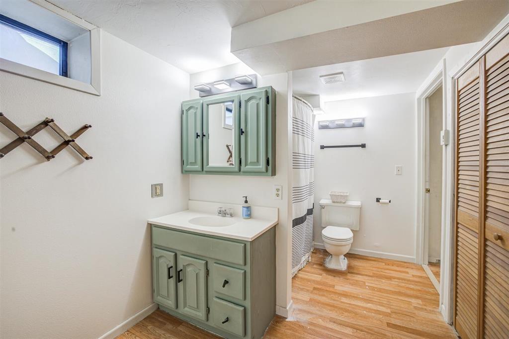 Cody, Wyoming 82414, United States, 3 Bedrooms Bedrooms, ,2 BathroomsBathrooms,Residential,Pending,45107