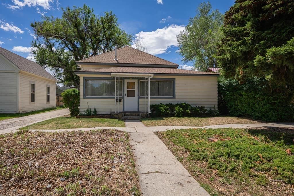 Photo of 1118 Bleistein Ave, Cody, WY 82414 (MLS # 10032433)