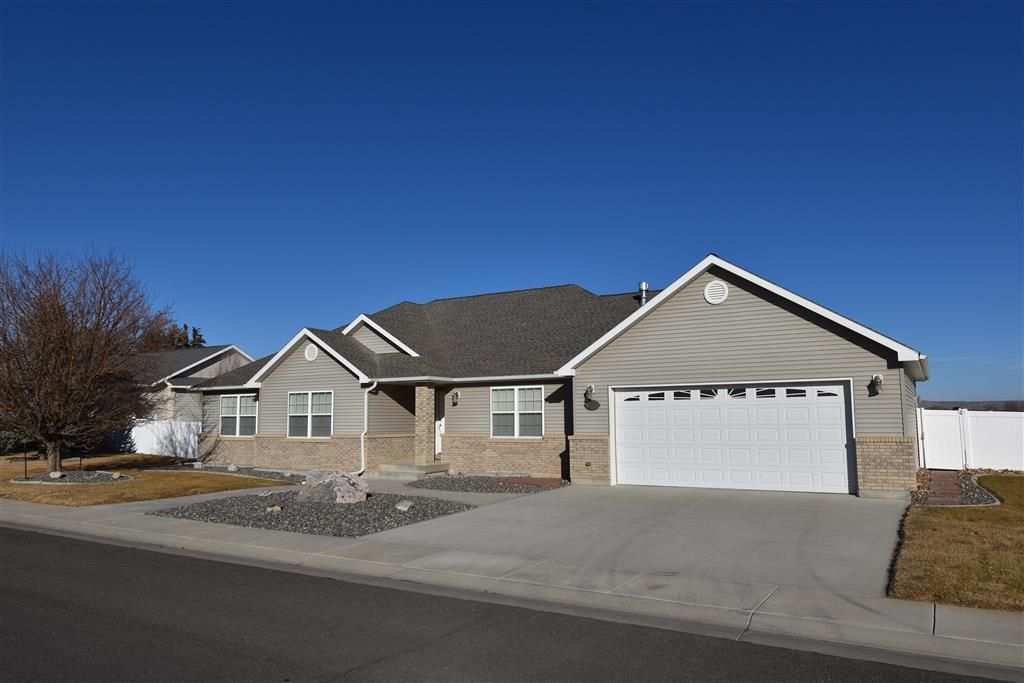 Photo of 1231 Sequoia Dr, Powell, WY 82435 (MLS # 10032022)