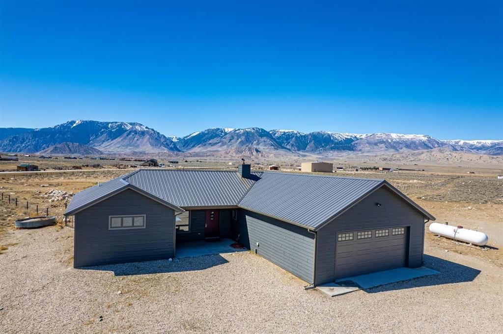Photo of 5 Cowboy Dr, Clark, WY 82435 (MLS # 10032191)
