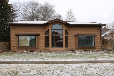 Photo of 1608 Alger Ave, Cody, WY 82414 (MLS # 10031923)