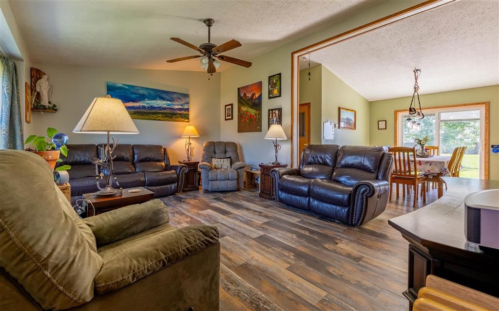 Photo of 138 Pleasant View Dr, Cody, WY 82414 (MLS # 10031832)