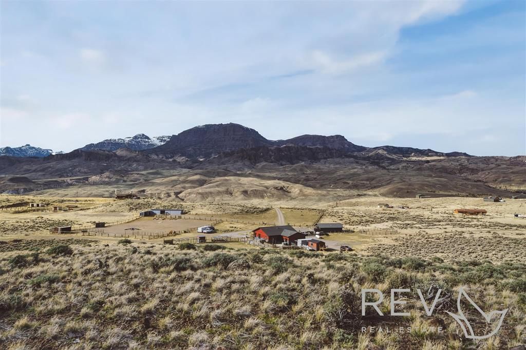 Photo of 32 Wapiti Estates Dr, Cody, WY 82414 (MLS # 10032231)