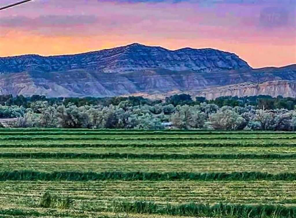 Photo of 654 Hwy 20 N, Thermopolis, WY 82443 (MLS # 10031919)