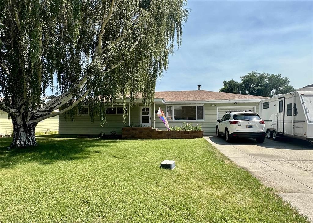 Photo of 614 19th St, Cody, WY 82414 (MLS # 10031895)