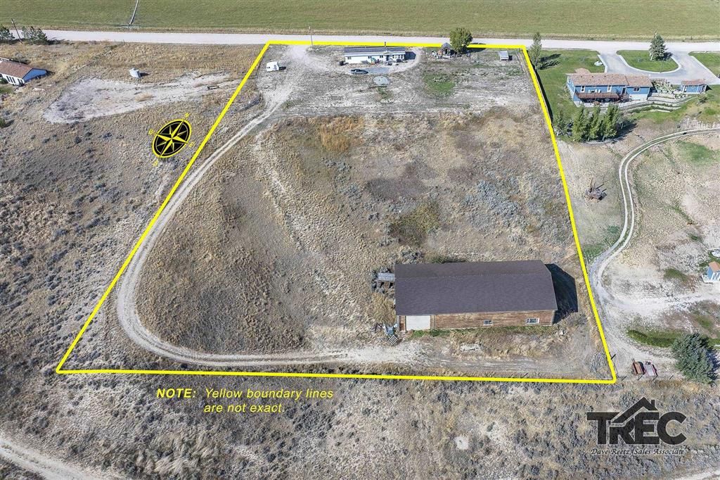 Photo of 1822 Lane 11 1/2, Powell, WY 82435 (MLS # 10031642)