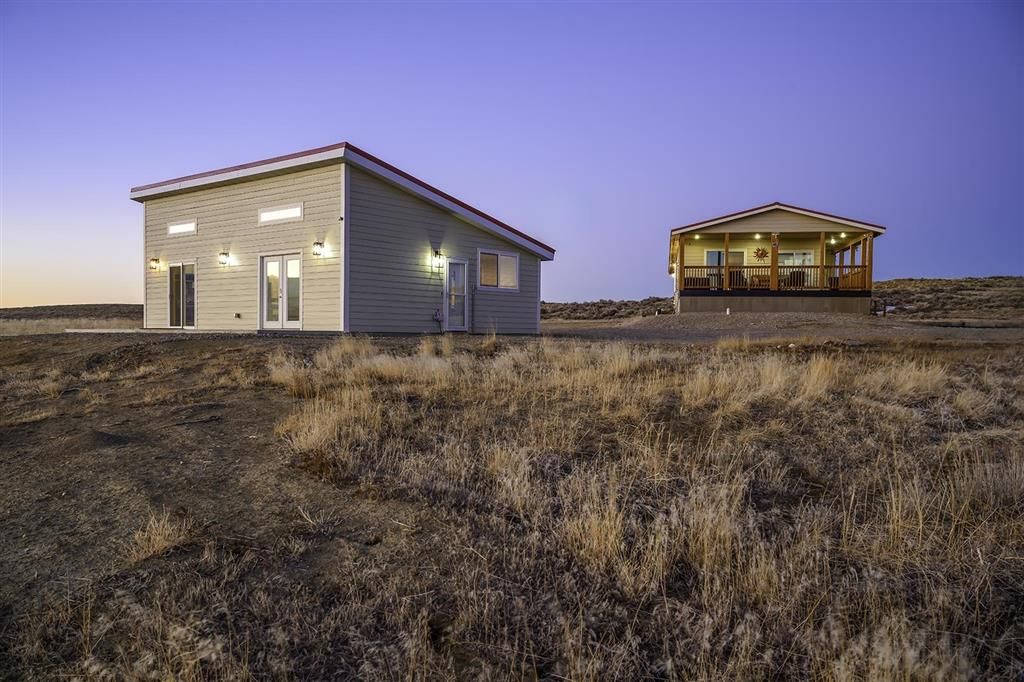 Photo of 88 &amp; 90 Richland Tr, Clark, WY 82435 (MLS # 10031619)