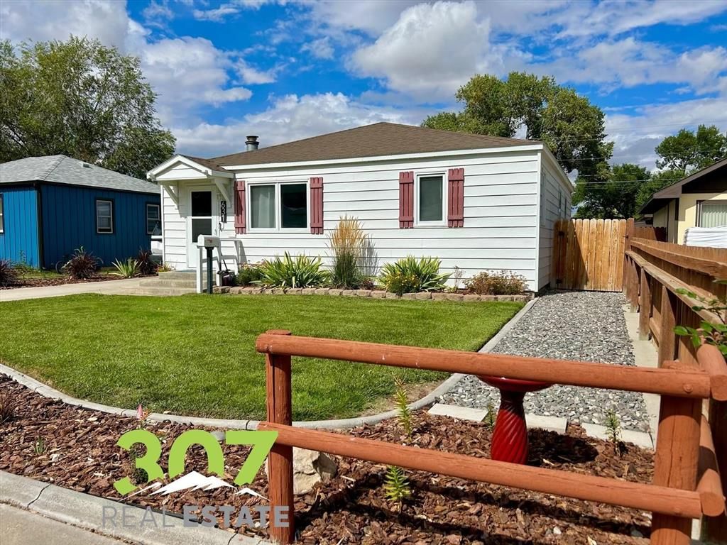 Photo of 631 Avenue G, Powell, WY 82435 (MLS # 10031680)