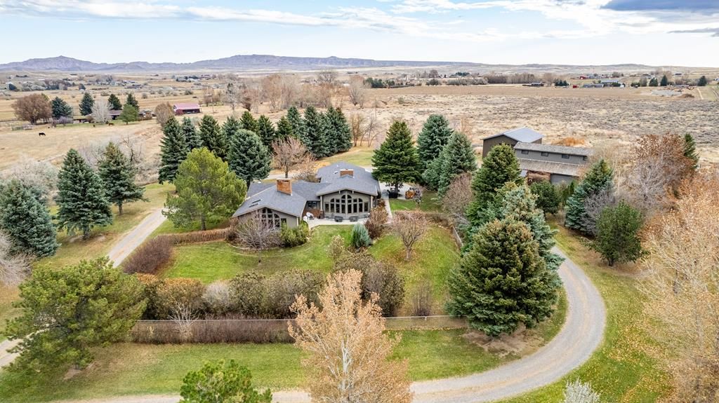 Photo of 60 Frost Ln, Cody, WY 82414 (MLS # 10032086)