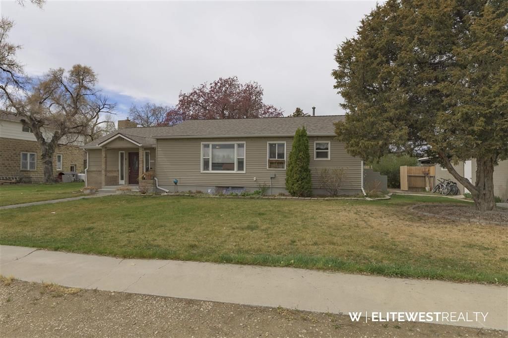 Photo of 30 N Division St, Cowley, WY 82420 (MLS # 10032237)