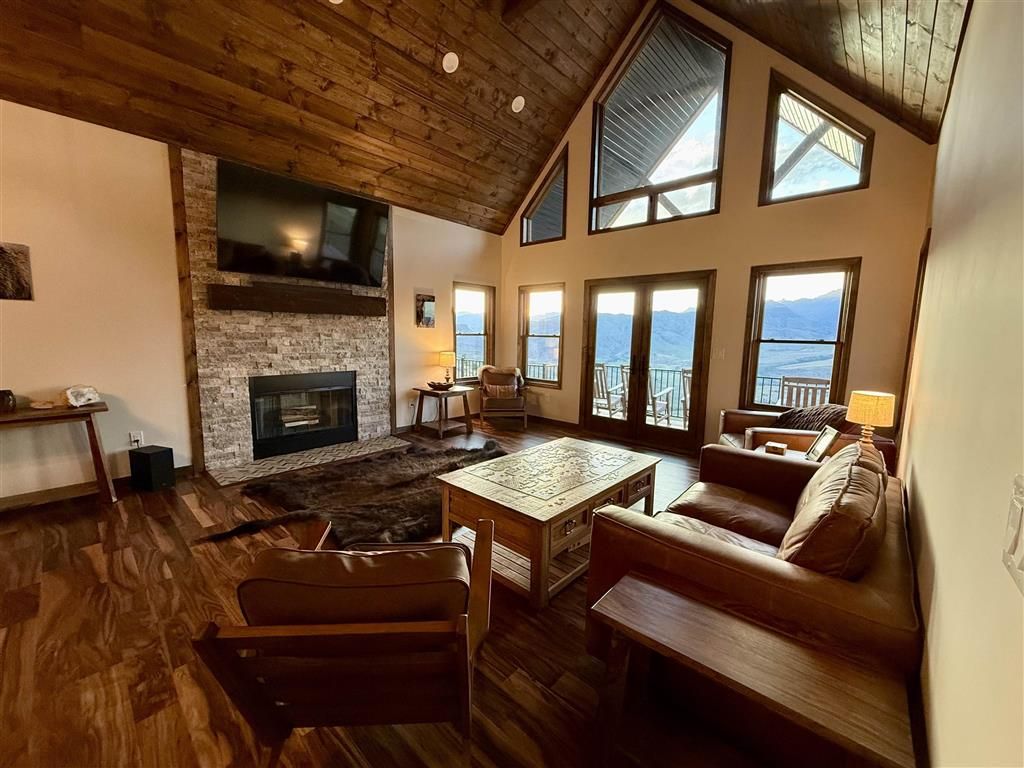 Photo of 128 Aerie Dr, Wapiti, WY 82450 (MLS # 10032015)