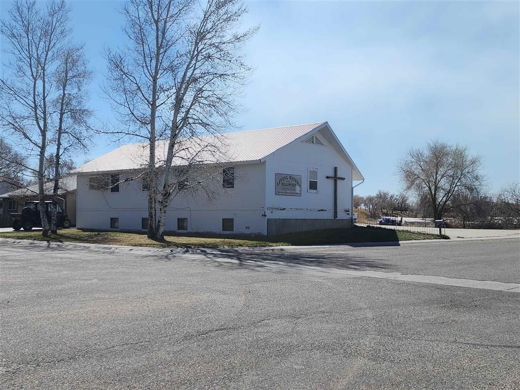 Photo of 1800 Cardinal Street, Worland, WY 82401 (MLS # 10032401)