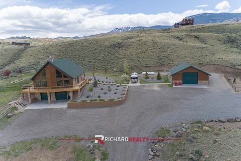 Tiny photo for 66 Stagecoach Trl, Cody, WY 82414 (MLS # 10032349)