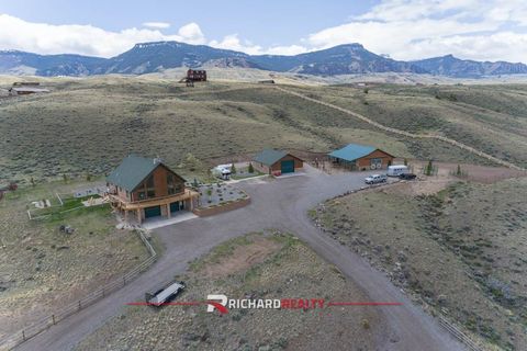 Tiny photo for 66 Stagecoach Trl, Cody, WY 82414 (MLS # 10032349)