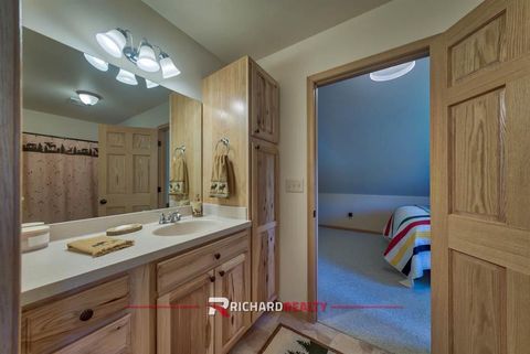 Tiny photo for 66 Stagecoach Trl, Cody, WY 82414 (MLS # 10032349)