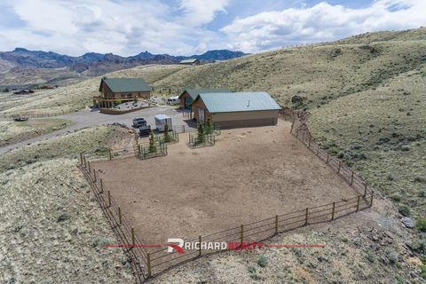 Tiny photo for 66 Stagecoach Trl, Cody, WY 82414 (MLS # 10032349)