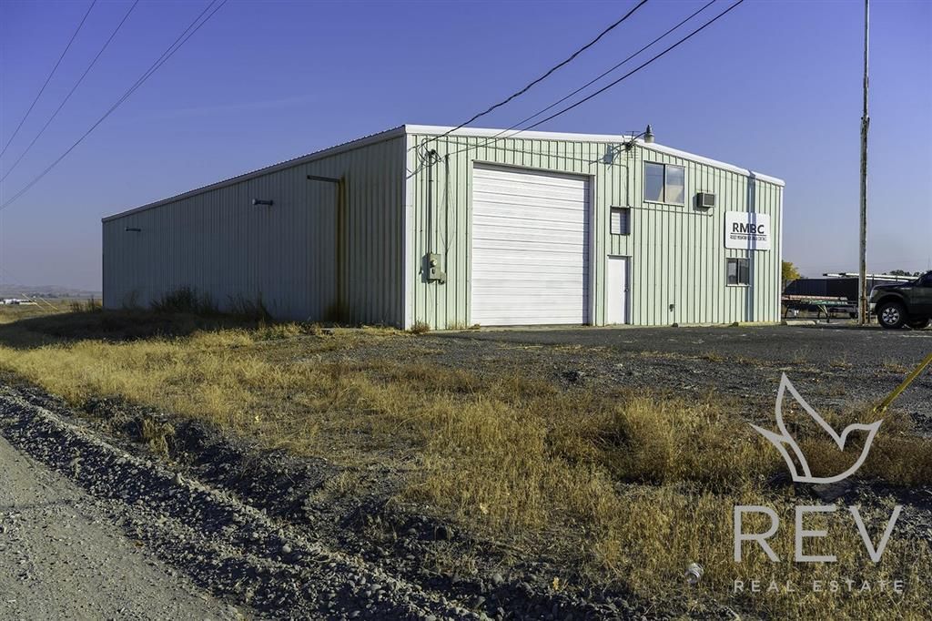 Photo of 699 Lane 9 Ln, Powell, WY 82435 (MLS # 10032142)