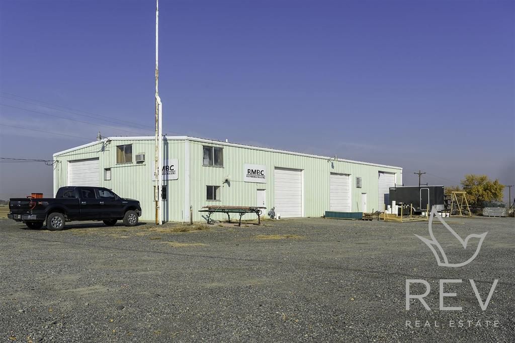 Photo of 699 Lane 9 Ln, Powell, WY 82435 (MLS # 10032142)