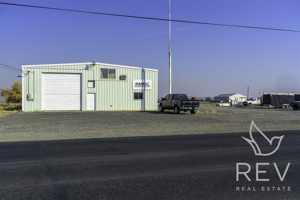 Photo of 699 Lane 9 Ln, Powell, WY 82435 (MLS # 10032142)
